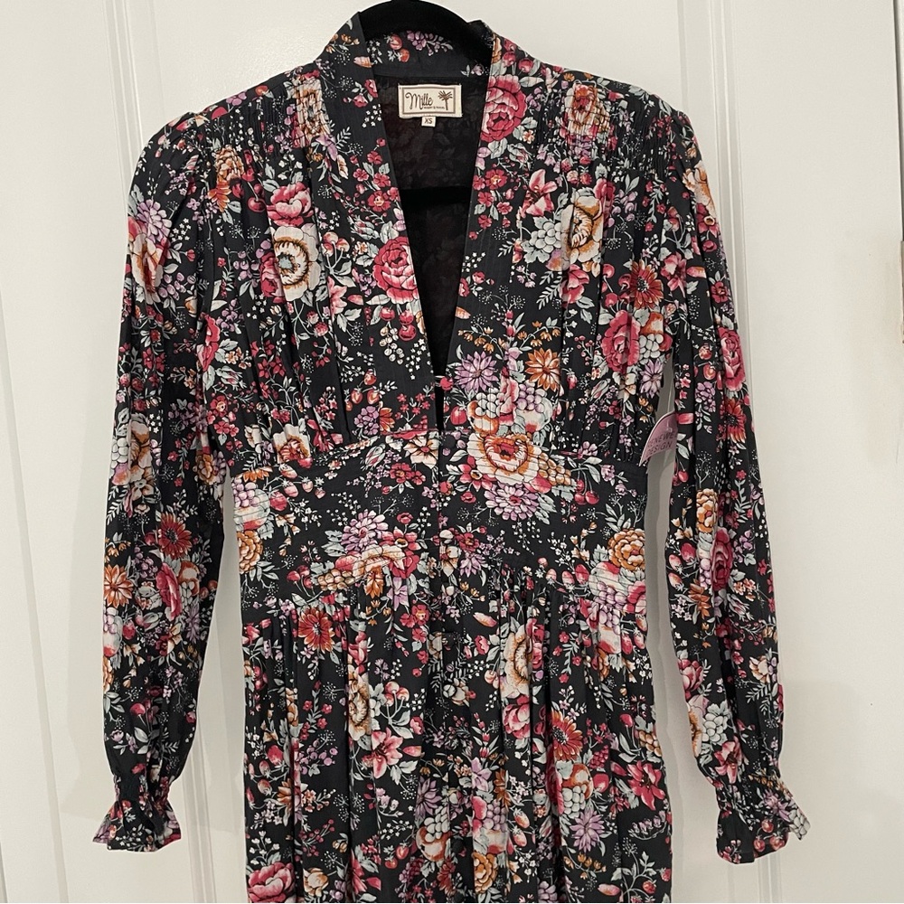 Tuckernuck MILLE Resort & Travel Anya Midi Dress Black Floral. G95 - Picture 4 of 11